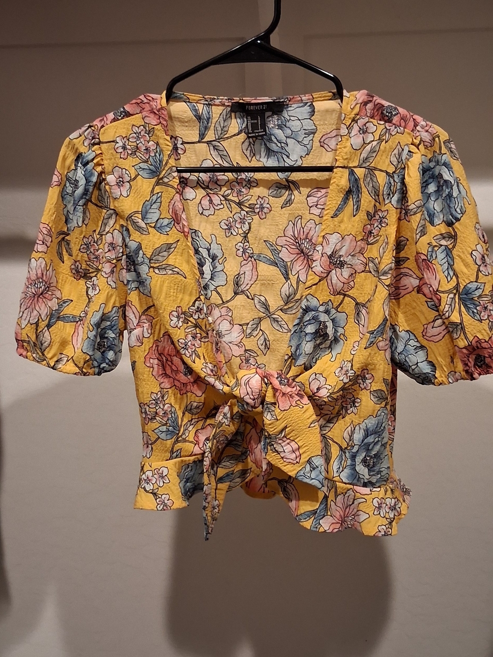 Forever 21 Yellow Floral Tie-Front Crop Top